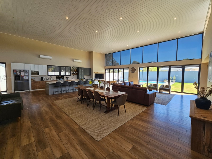 5 Bedroom Property for Sale in Riversdale Western Cape